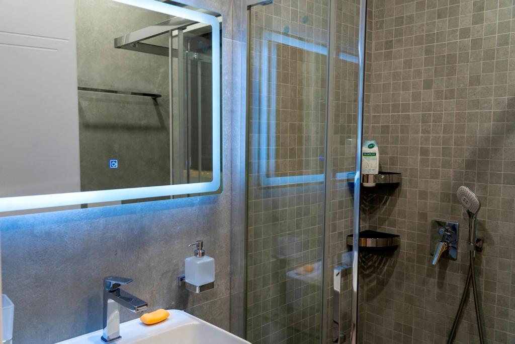 Deluxe Apartment-Swimming Pool Σαράντα Εξωτερικό φωτογραφία